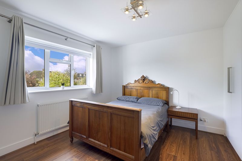 Bedroom - click for photo gallery